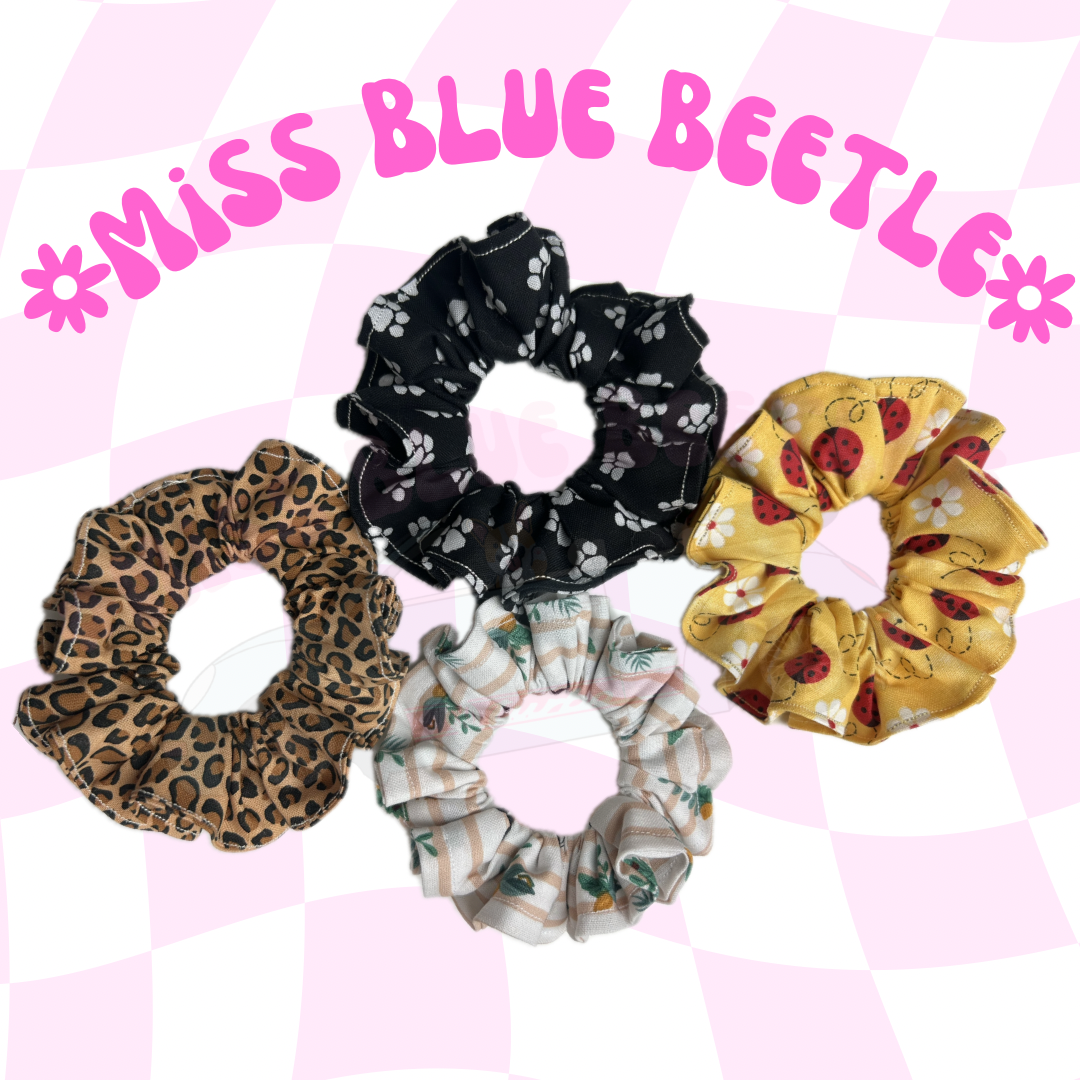 Paw prints scrunchie