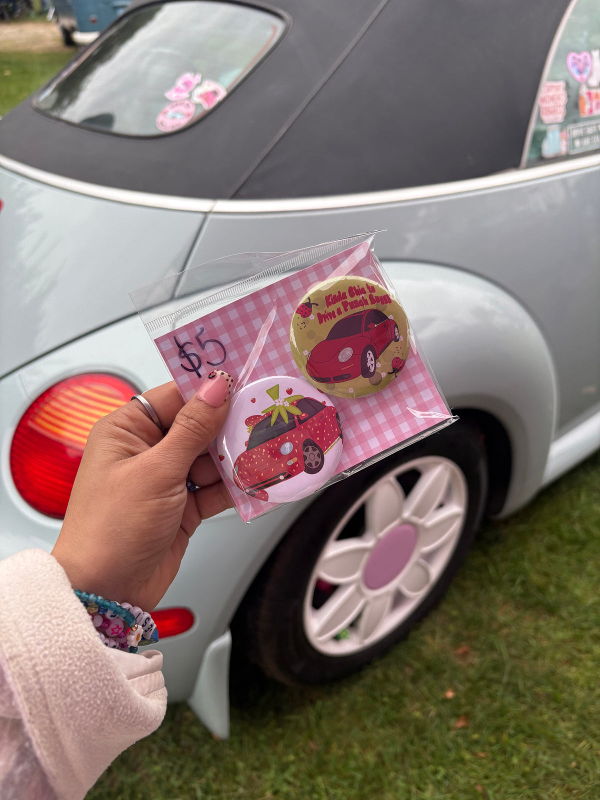 Red punch buggy buttons pins