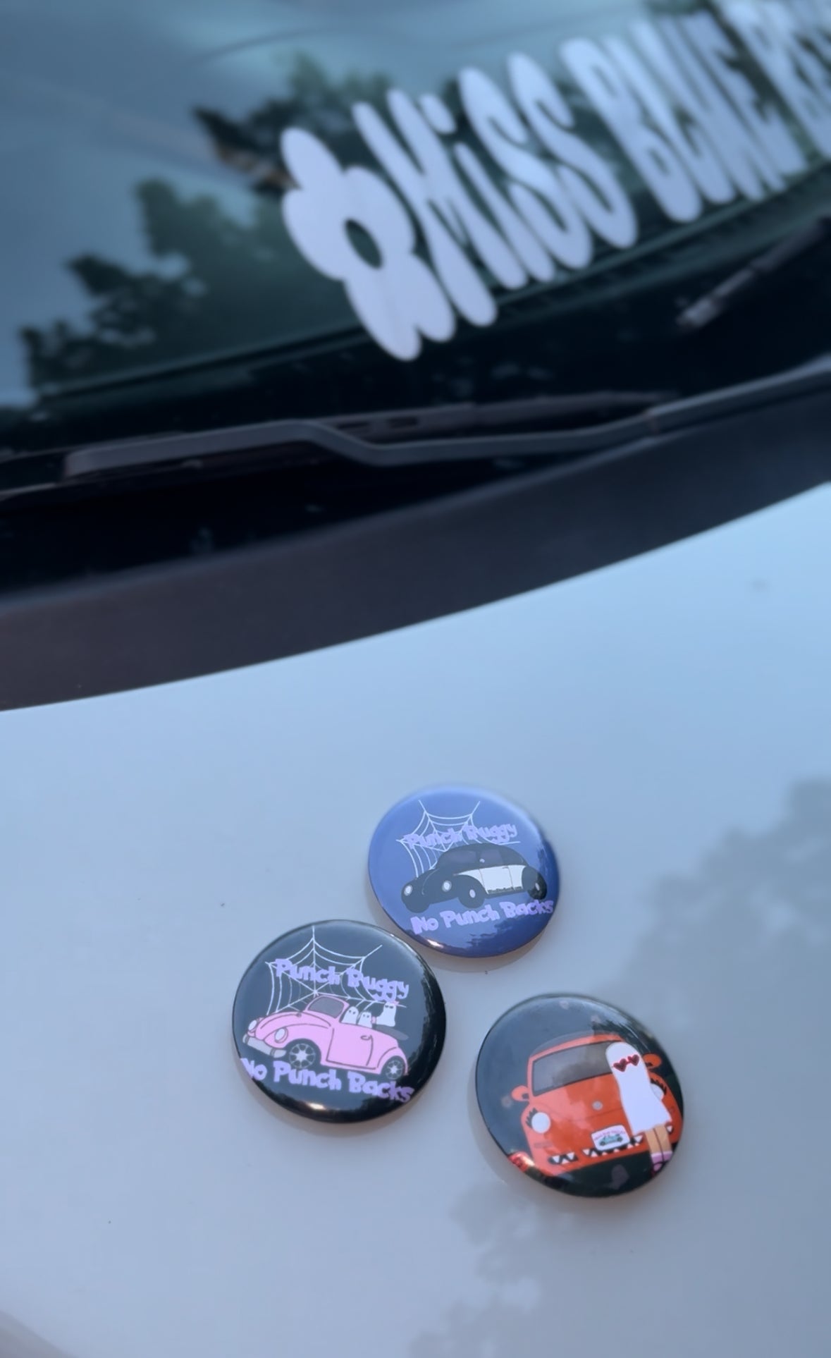 Spooky punch buggy buttons pins