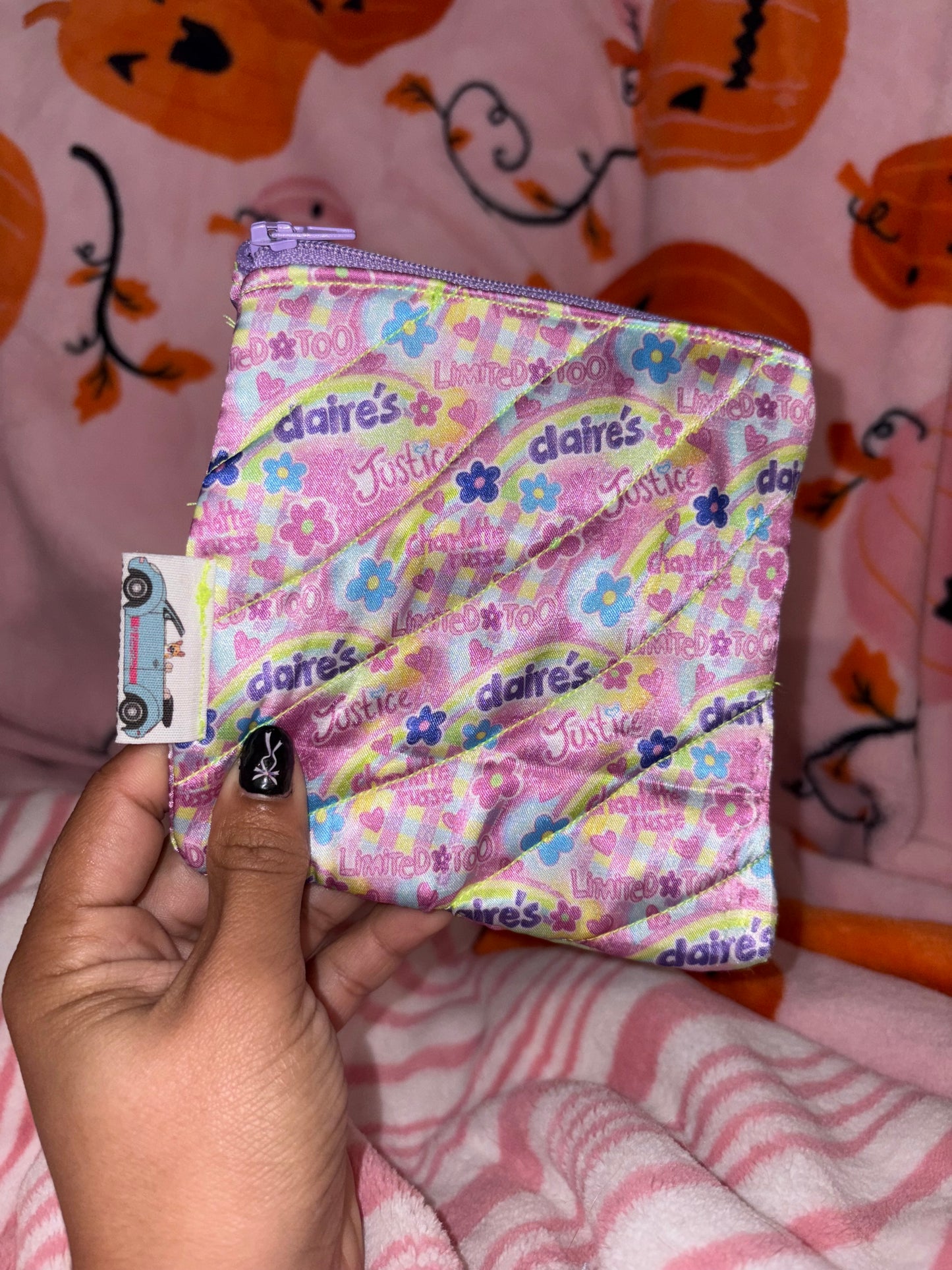 Nostalgic mini makeup quilted bag