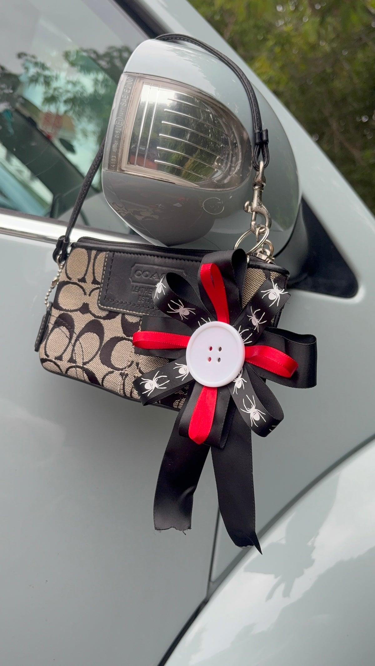 Goth Spider Ribbon Keychain
