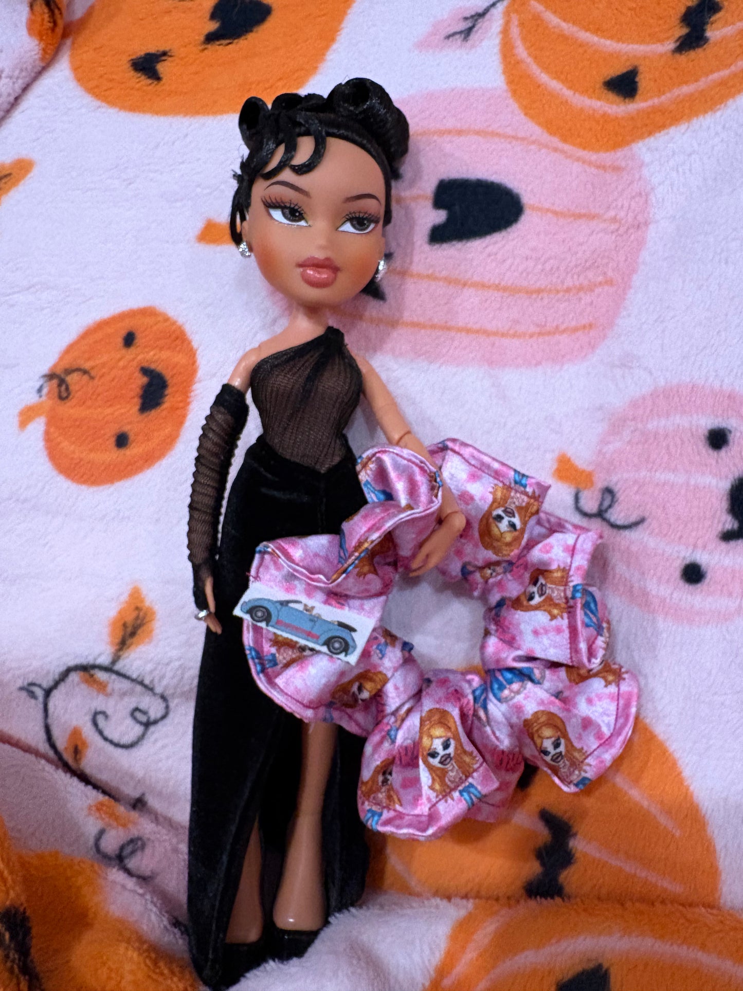 Brat Dolls Satin scrunchie