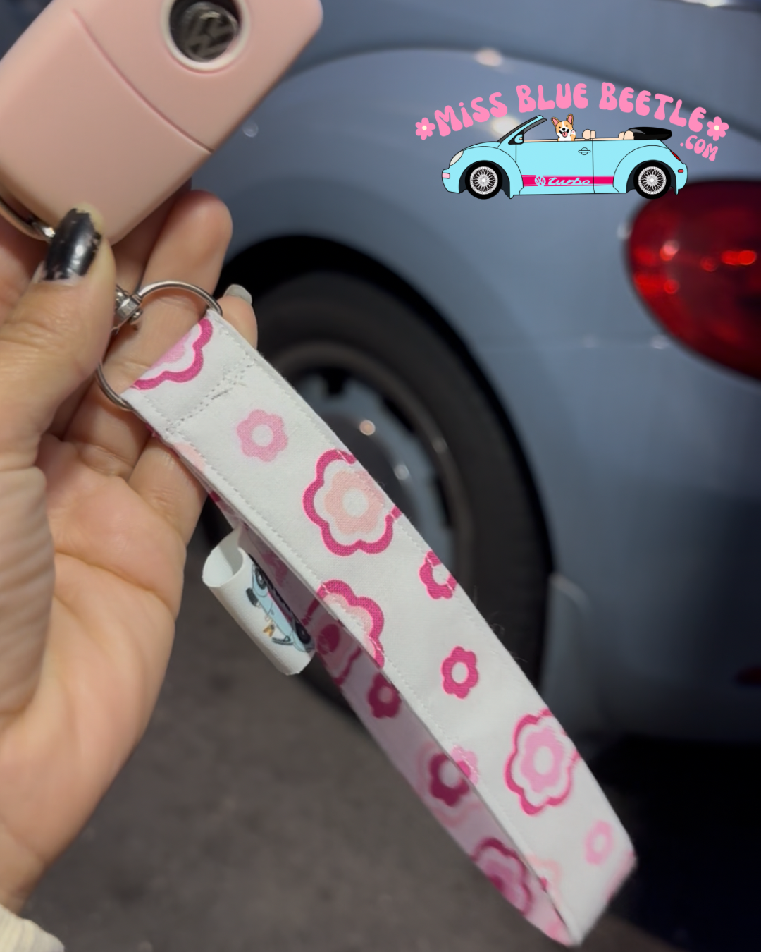 Chic Girl Wrislets Keychain