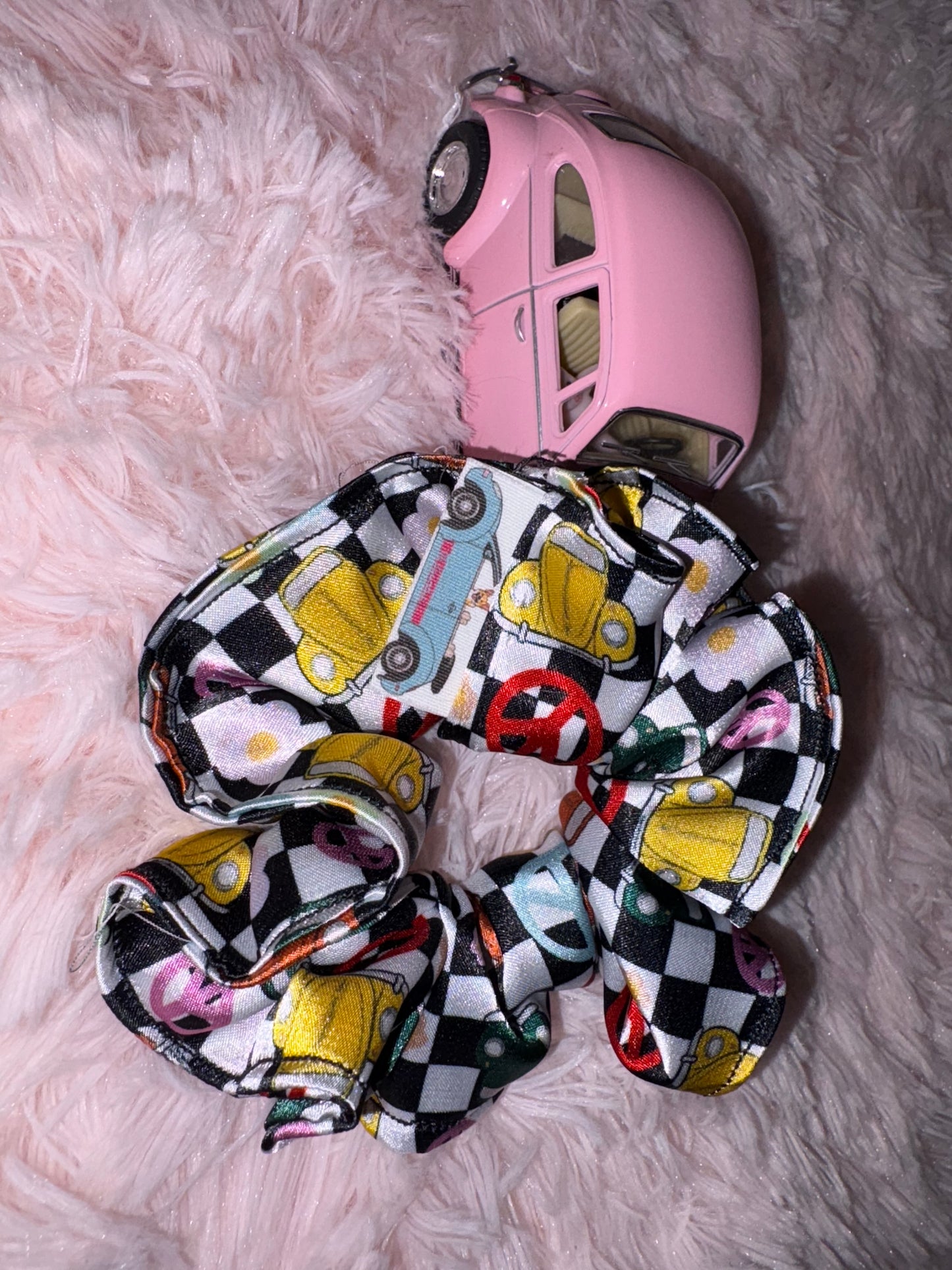 Classic bugs satin scrunchie