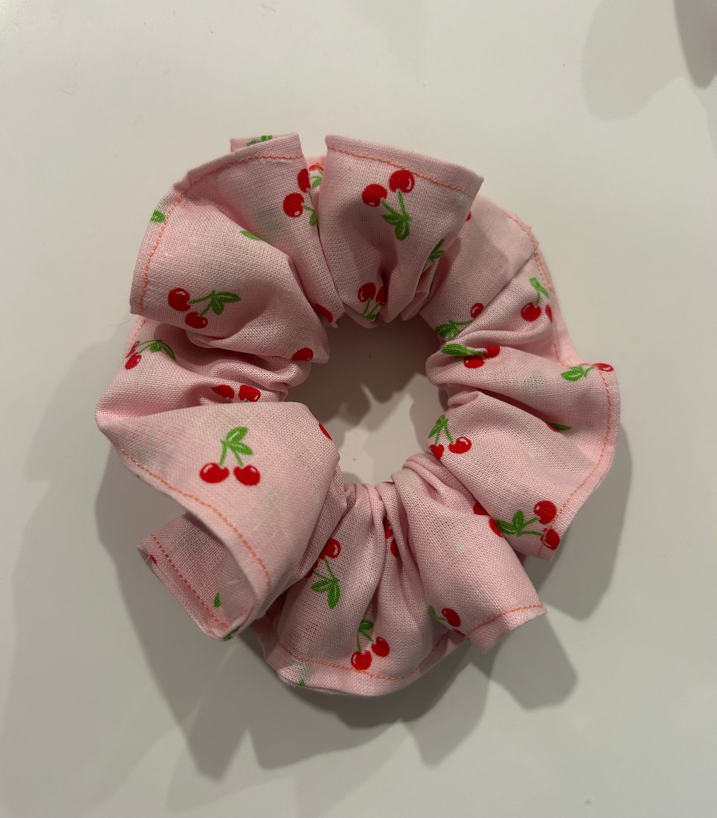 Small design Cherry scrunchie