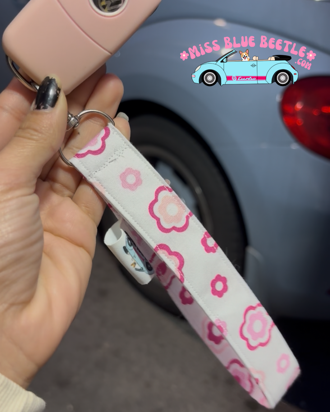 Chic Girl Wrislets Keychain