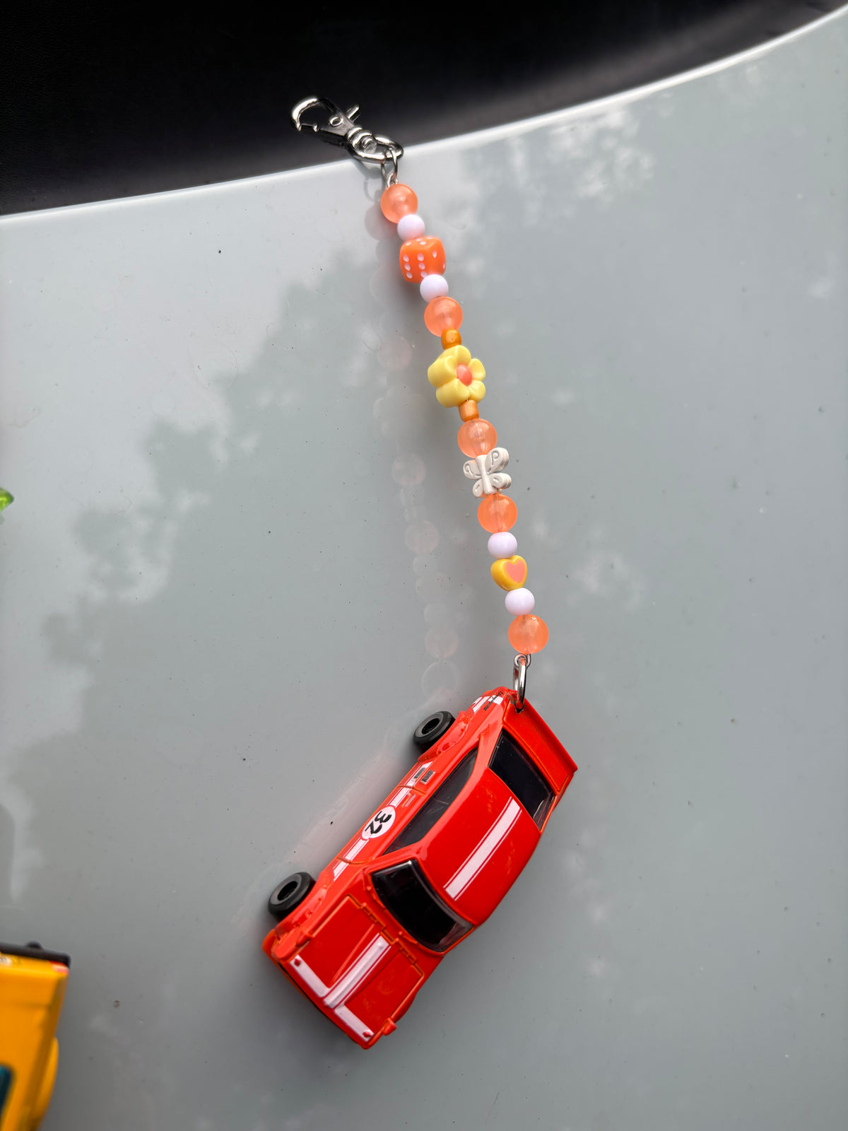 Volvo 240 &  72 Datsun sunny hotwheels keychains