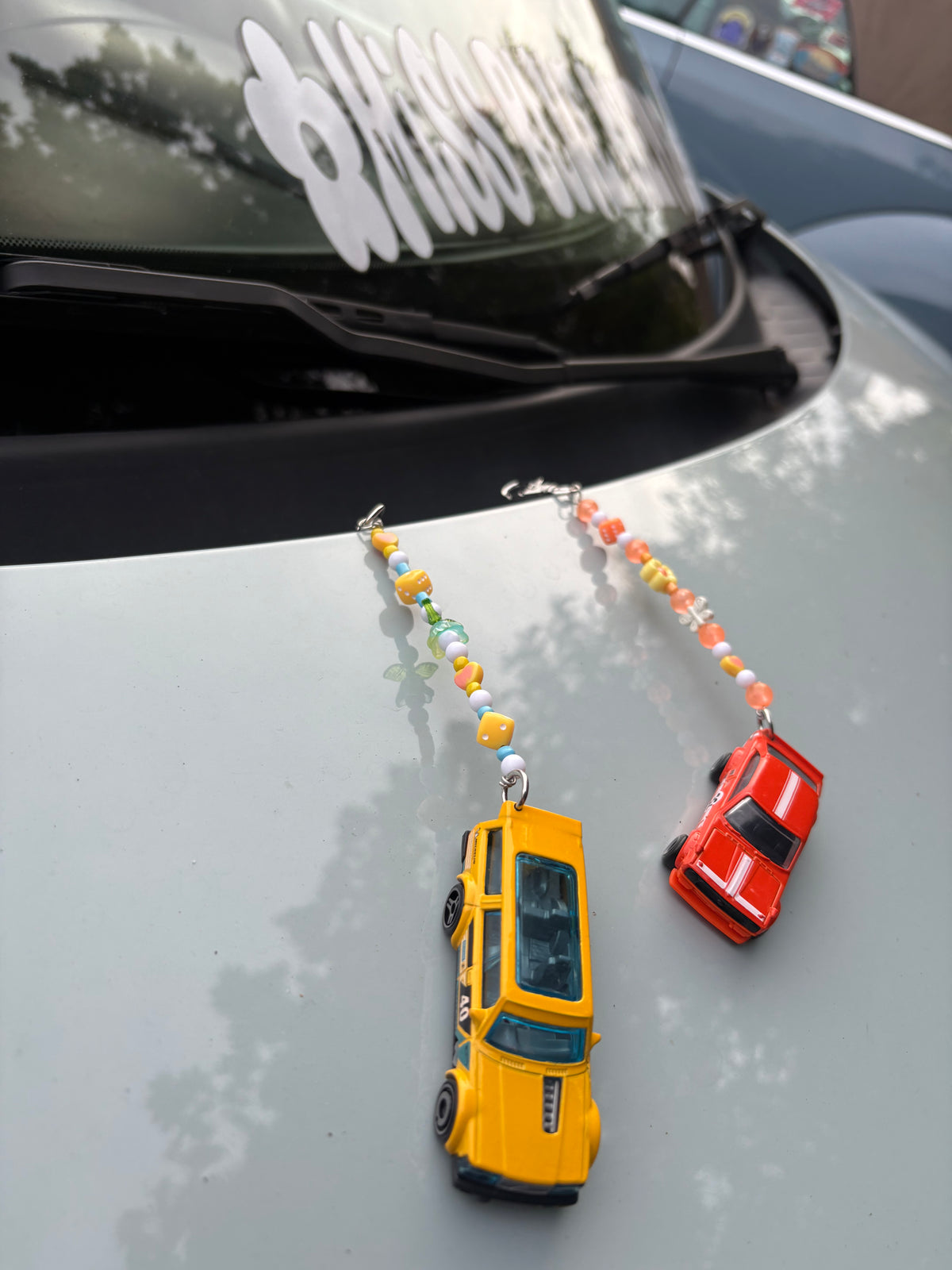Volvo 240 &  72 Datsun sunny hotwheels keychains