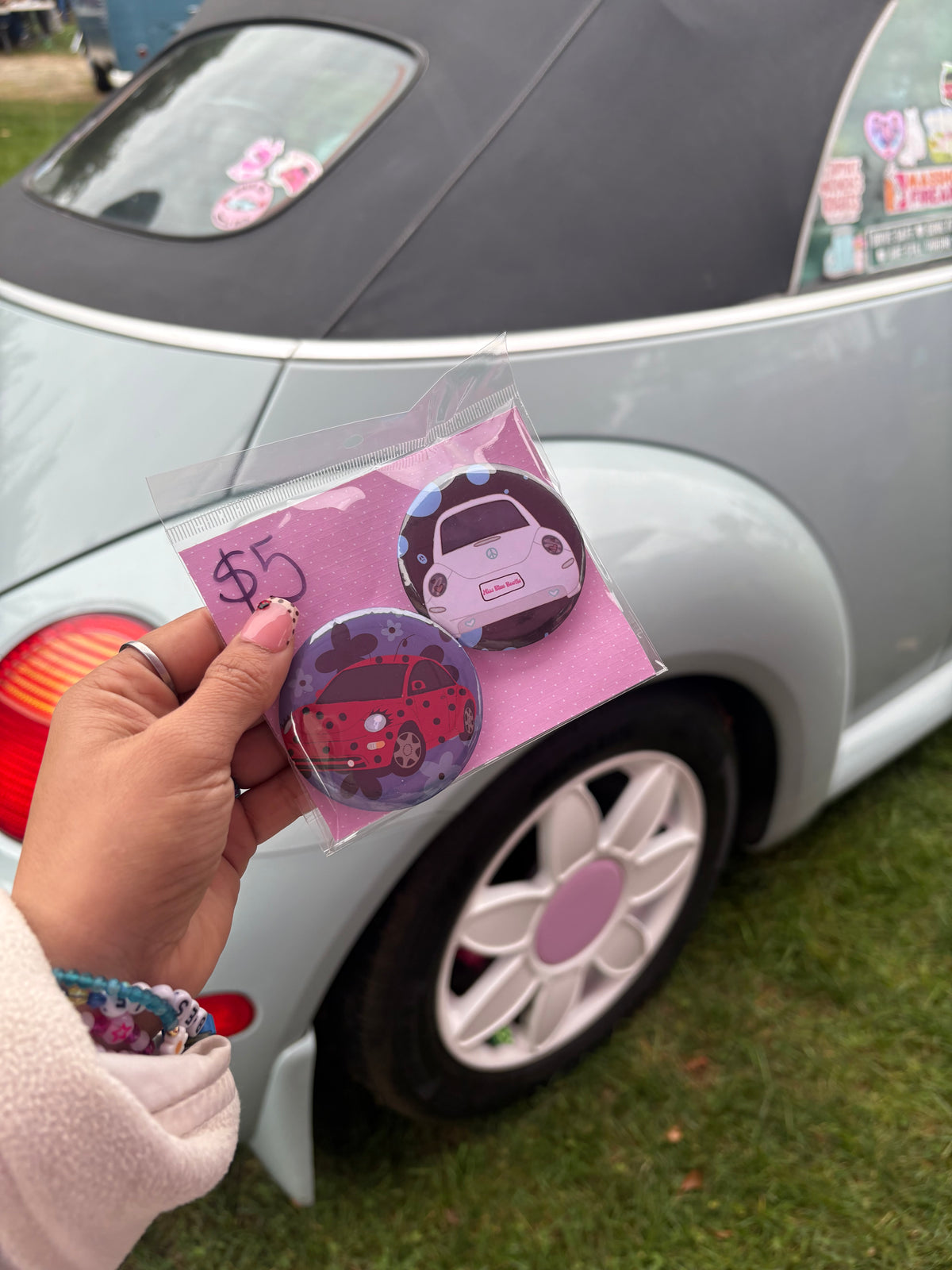 Red ladybug & white punch buggy buttons pins