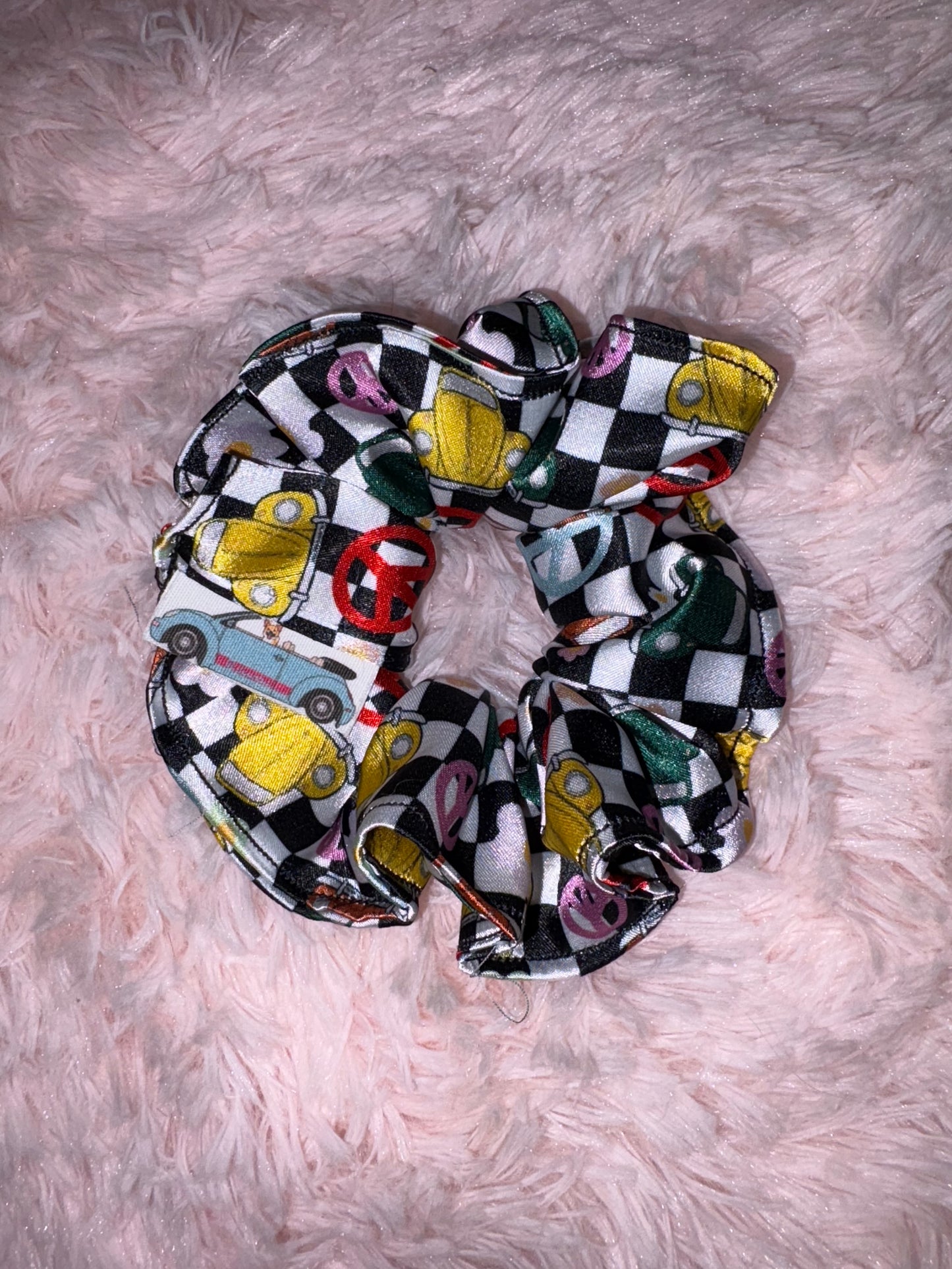 Classic bugs satin scrunchie