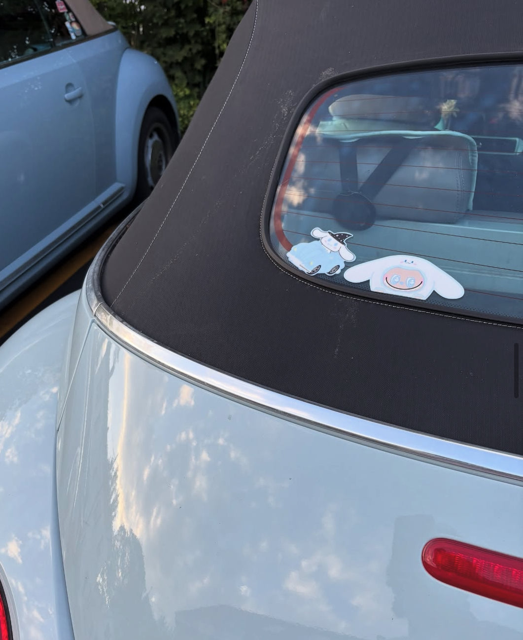 Cinna labubu car peeker