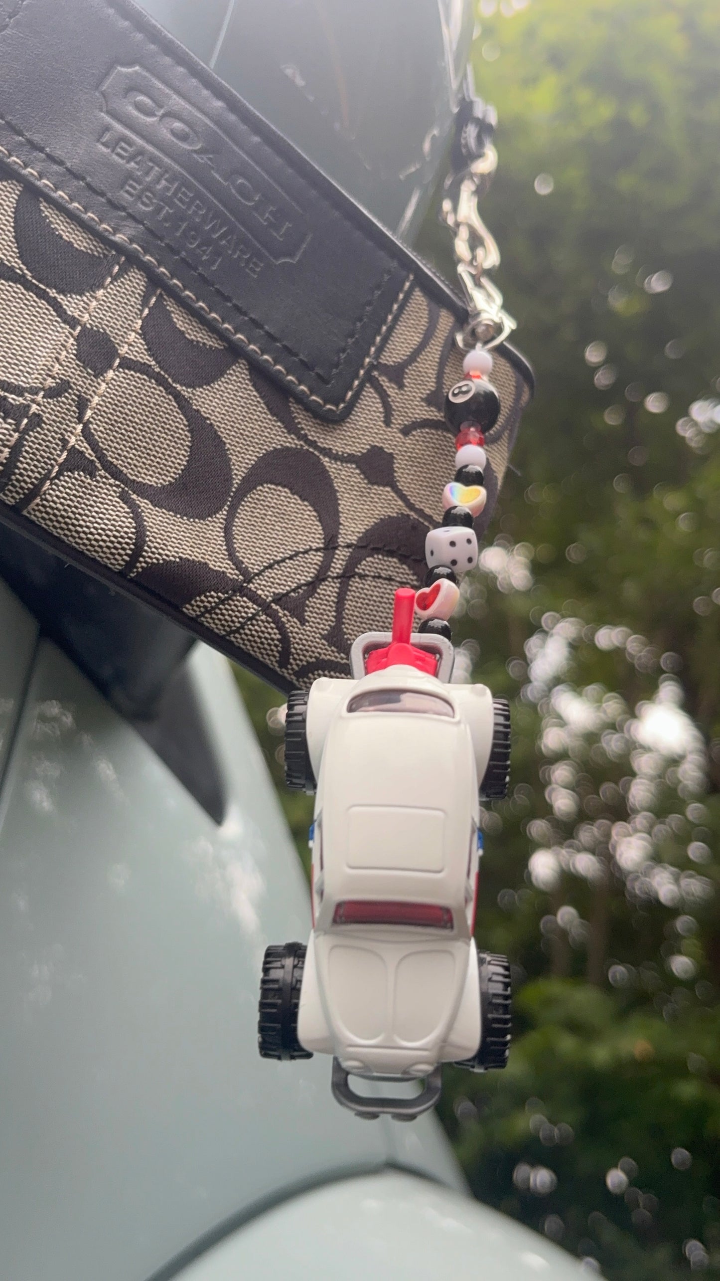 White aircooled Punch Buggy Keychain