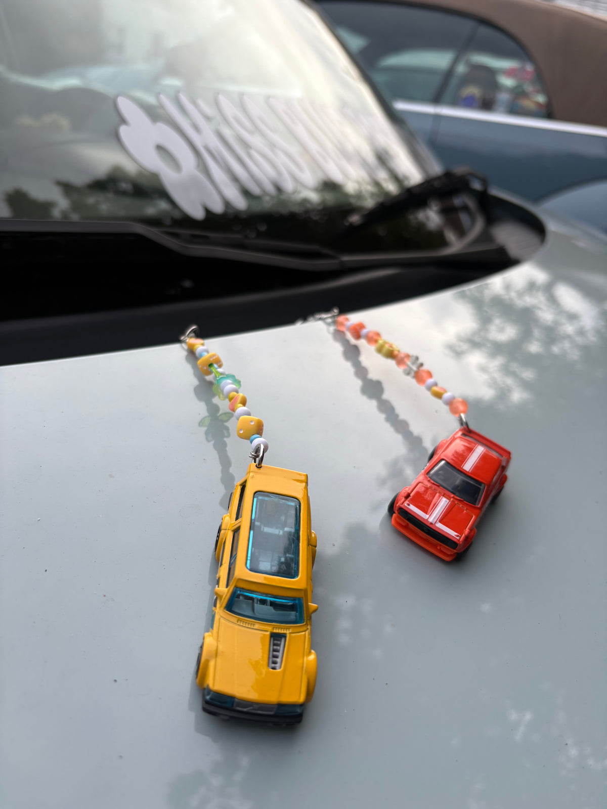 Volvo 240 &  72 Datsun sunny hotwheels keychains