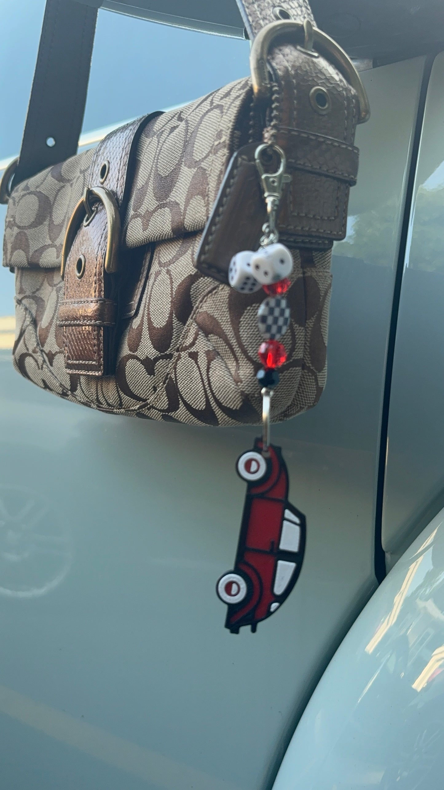Aircooled bug Kaela’s Keychain Collab